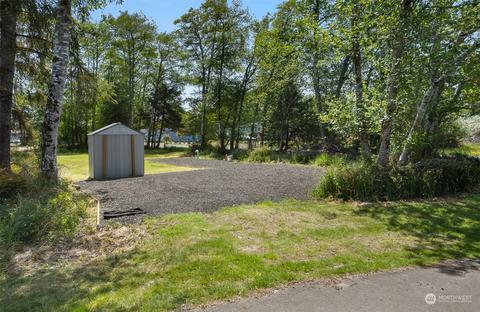 776 Park Ct NE, Ocean Shores, WA 98569