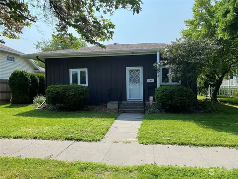 208 E Tremont St, Dayton, WA 99328