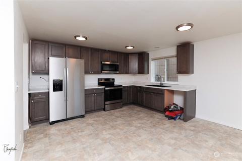 119 170th St E, Spanaway, WA 98387 photo 16