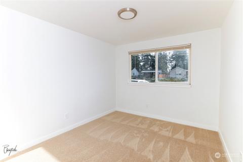119 170th St E, Spanaway, WA 98387 photo 9