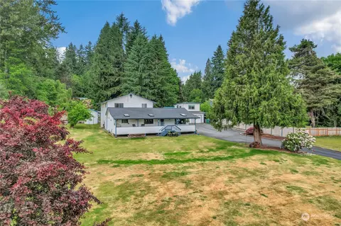 18028 Waverly Dr, Snohomish, WA 98296