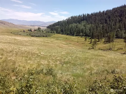 900 Pine Creek Rd, Tonasket, WA 98855