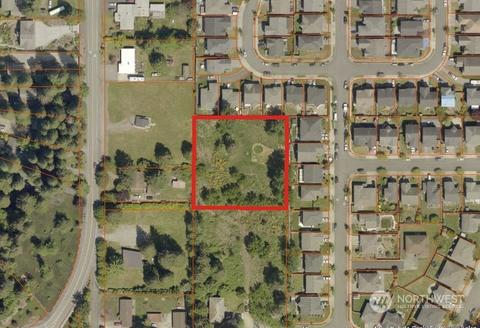 332 38th Ave S, Federal Way, WA 98001