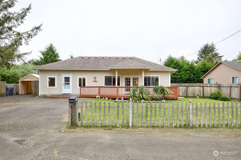 173 Taurus Blvd SW, Ocean Shores, WA 98569