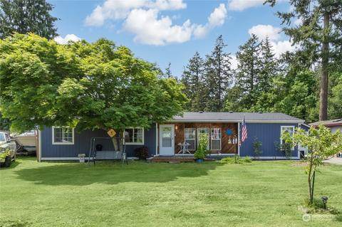 964 Gary Ln, Camano Island, WA 98282