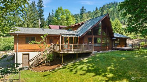 27029 SE 164th Pl, Issaquah, WA 98027