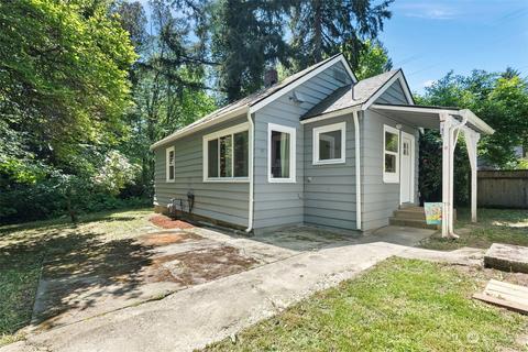 3677 Solid Ln W, Bremerton, WA 98312