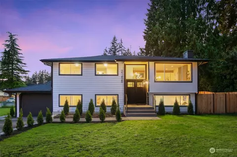 21428 17th Pl W, Lynnwood, WA 98036