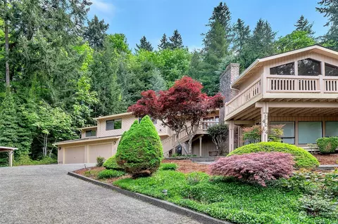 14214 SE 52nd Pl, Bellevue, WA 98006