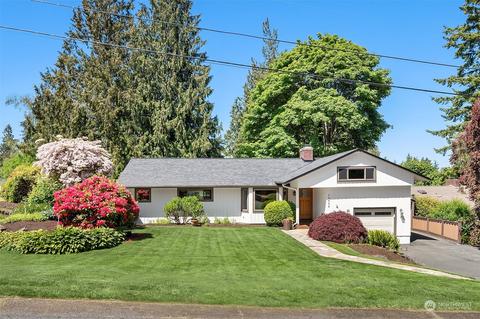 10605 231st St SW, Edmonds, WA 98020