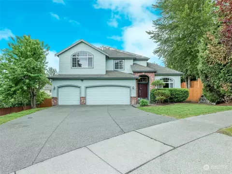 336 210th St SE, Bothell, WA 98021