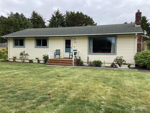 1102 Surf St, Westport, WA 98595