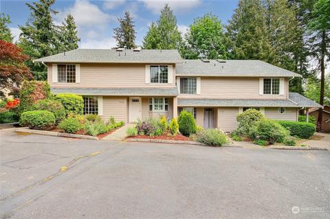 13718 NE 85th St, Redmond, WA 98052