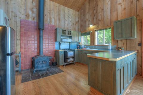 906 Wright Rd, Eastsound, WA 98245 photo 33