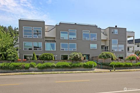 4004 Beach Dr SW #204, Seattle, WA 98116