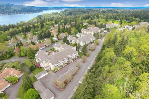 4109 224th Ln SE #306, Issaquah, WA 98029