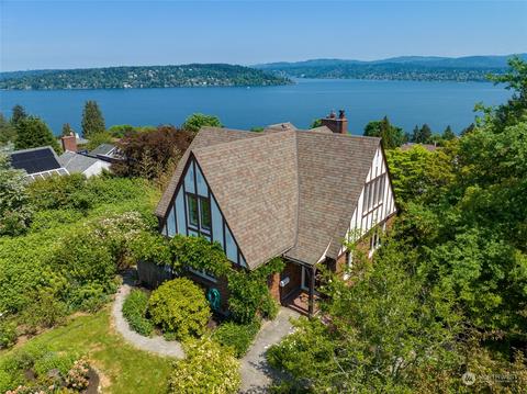 9856 63rd Ave S, Seattle, WA 98118