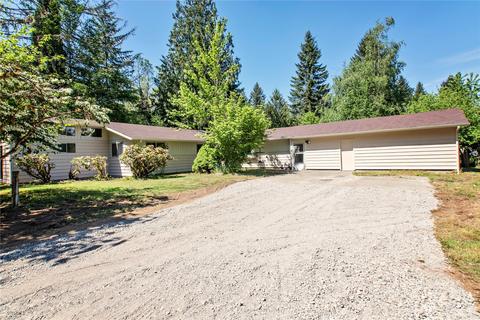 8304 Meridian Rd SE, Olympia, WA 98513