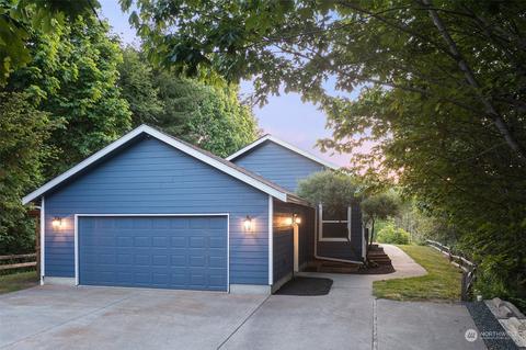 1075 Falls Dr, Bellingham, WA 98229