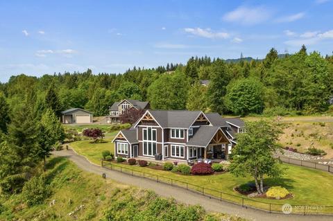 140 N Lucis Way, Hoodsport, WA 98548