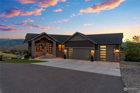 61 Avalon Ter, Wenatchee, WA 98801