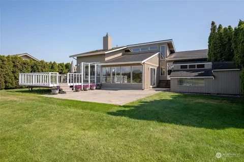 5518 Sehome Ct, Birch Bay, WA 98230