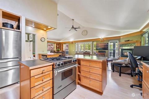 23220 49th Ave SE, Bothell, WA 98021 photo 17