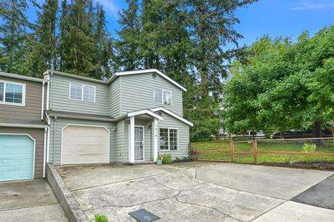 1310 E Laurel St, Bellingham, WA 98225