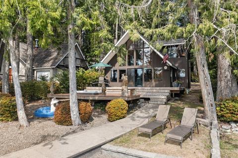 51 E Paradise Pl, Grapeview, WA 98546