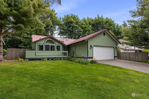 7257 E Fillmore St, Port Orchard, WA 98366