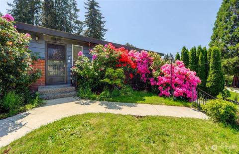 1837 N 163rd St, Shoreline, WA 98133