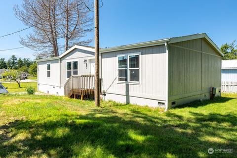 980 Donald Ave, Oak Harbor, WA 98277