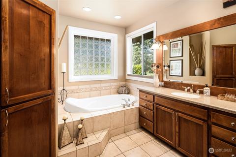 6040 NW Michaelbrook Ln, Camas, WA 98607 photo 18