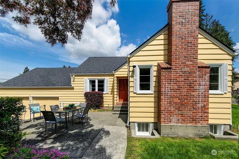 3706 NE 140th St, Seattle, WA 98125