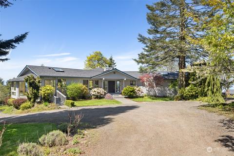 76 Palomino Ln, Sequim, WA 98382