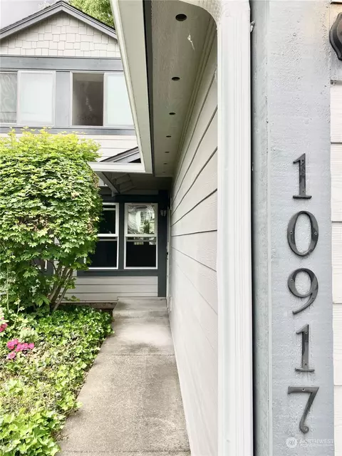 10917 62nd St E, Puyallup, WA 98372