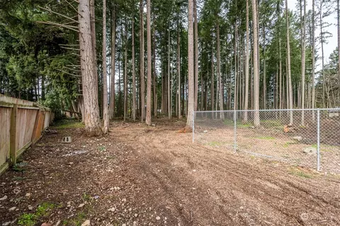 7528 56th Avenue Ct E, Puyallup, WA 98371