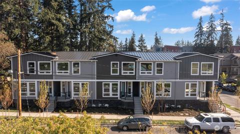5406 234th St SW #B, Mountlake Terrace, WA 98043