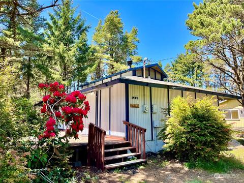1425 S Aberdeen St, Westport, WA 98595