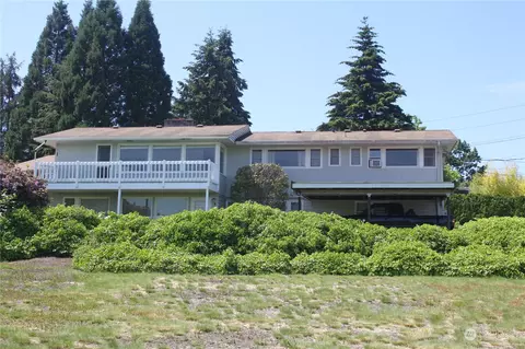 17229 NE 40th St, Redmond, WA 98052