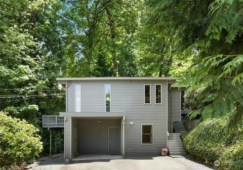 8405 NE 169th St, Kenmore, WA 98028
