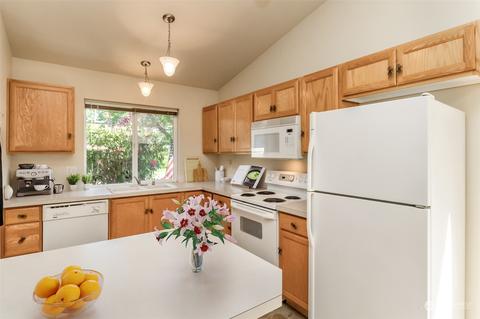 19010 206th St E, Orting, WA 98360 photo 8