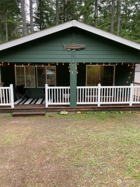 353 N Mt Seattle Way, Hoodsport, WA 98548