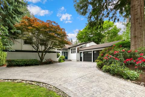 3134 211th Ave NE, Sammamish, WA 98074