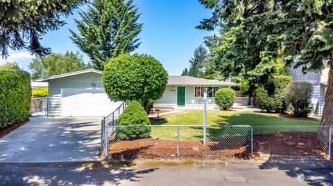 11002 SE 180th St, Renton, WA 98055
