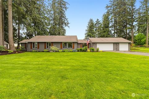 8552 Lynnwood Dr, Lynden, WA 98264