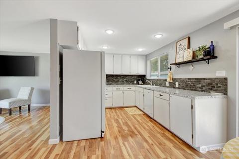 1902 Howard Ave, Everett, WA 98203 photo 9