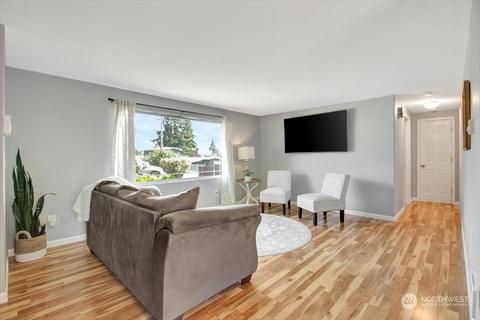 1902 Howard Ave, Everett, WA 98203 photo 5