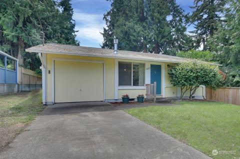5808 107th St E, Puyallup, WA 98373