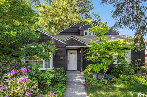 6827 49th Ave NE, Seattle, WA 98115